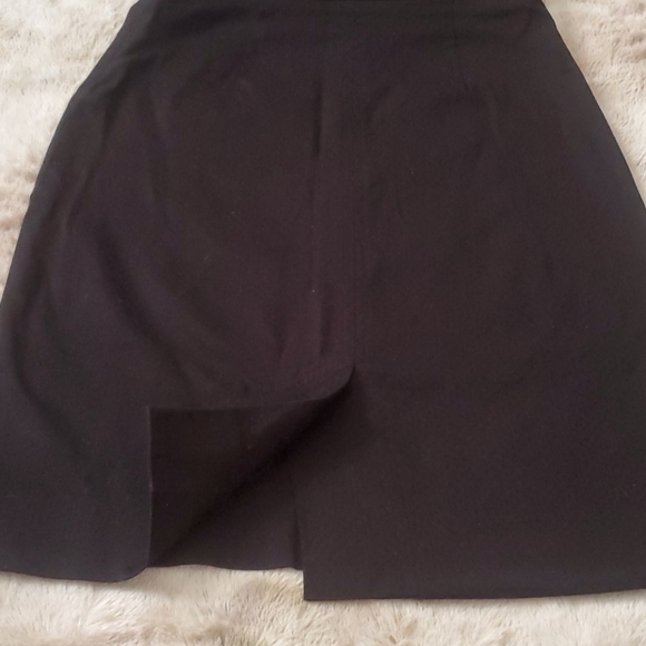 Guess polkadot form fitting buttons sexy dress - Picture 5 of 5